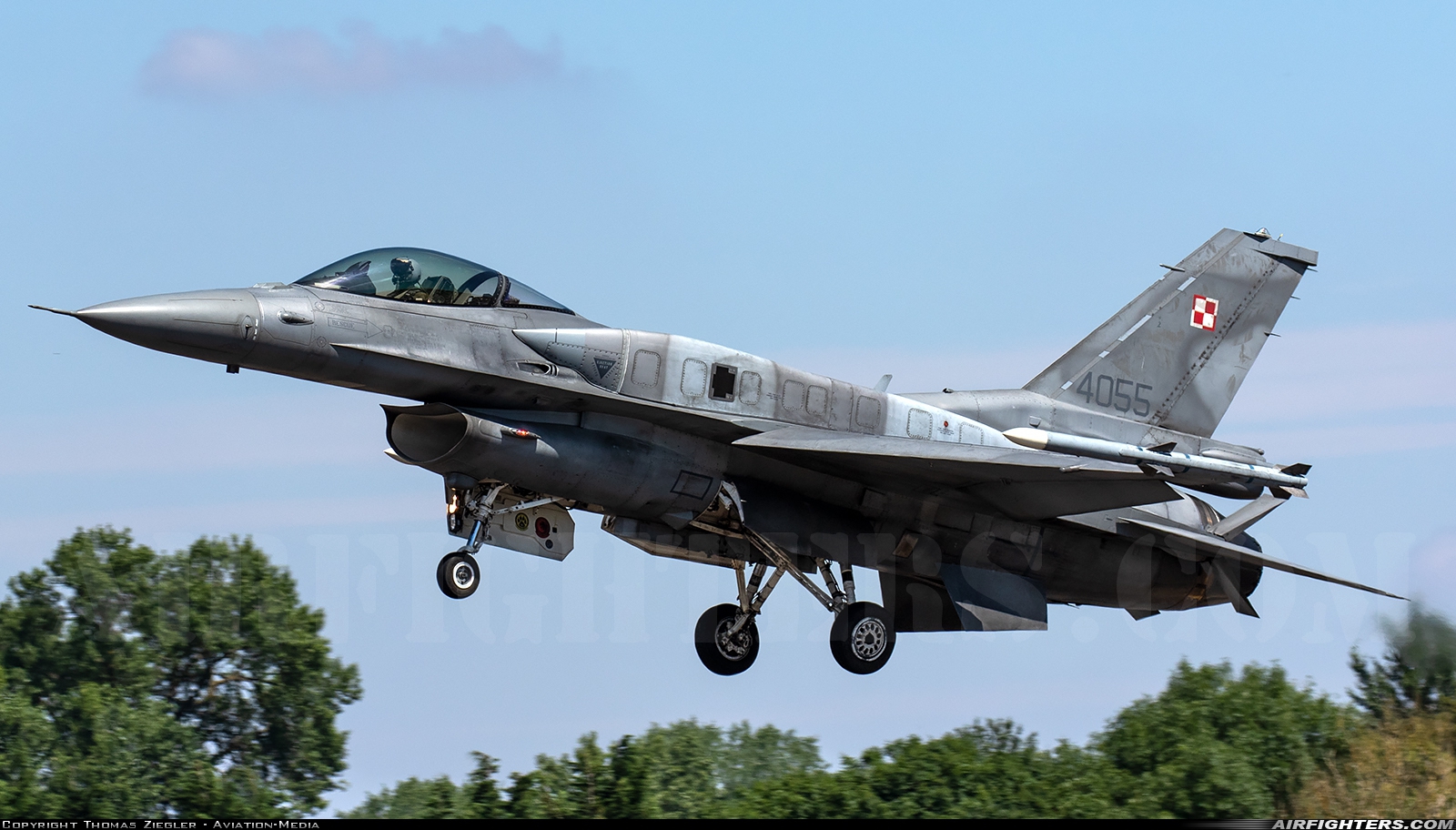 Poland - Air Force General Dynamics F-16C Fighting Falcon 4055 at Fairford (FFD / EGVA), UK