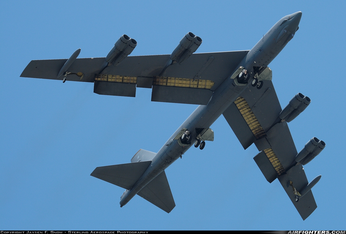 USA - Air Force Boeing B-52H Stratofortress 61-0031 at Wichita - McConnell AFB (IAB / KIAB), USA