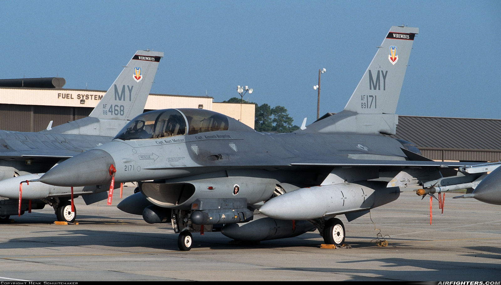 USA - Air Force General Dynamics F-16D Fighting Falcon 89-2171 at Moody AFB (VAD / KVAD), USA