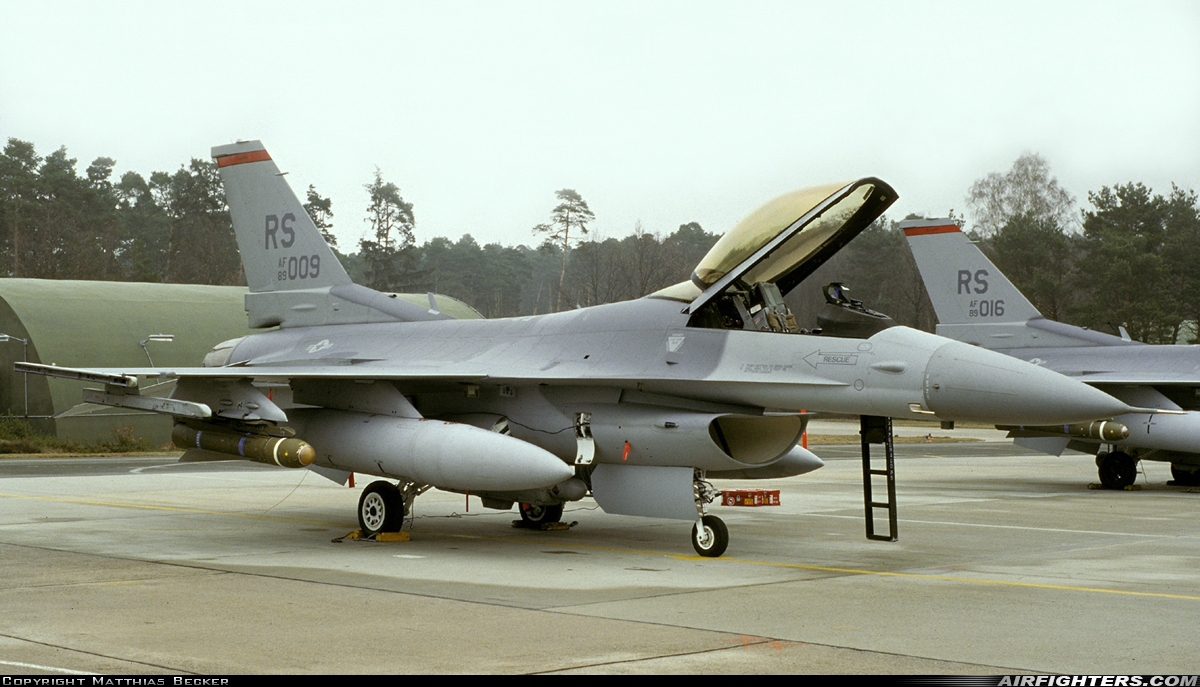 USA - Air Force General Dynamics F-16C Fighting Falcon 89-2009 at Ramstein (- Landstuhl) (RMS / ETAR), Germany