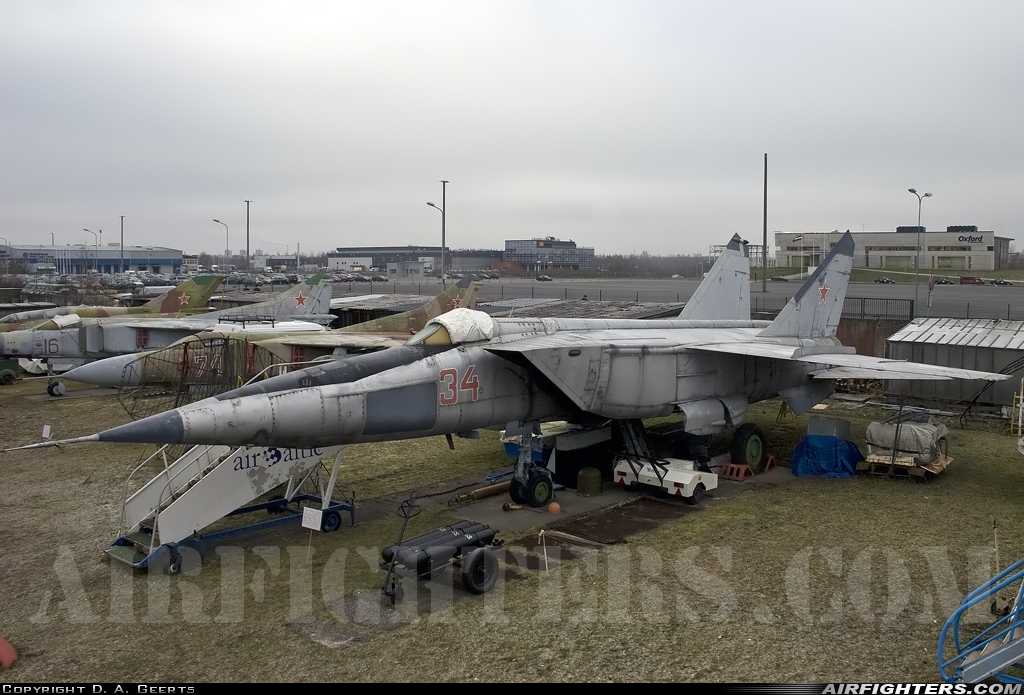 Russia - Air Force Mikoyan-Gurevich MiG-25RBS Foxbat D  at Riga - Int. (Skulte) (RIX / EVRA), Latvia