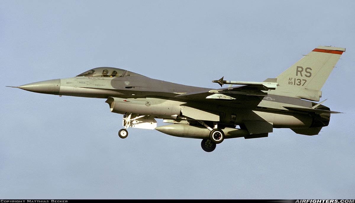 USA - Air Force General Dynamics F-16C Fighting Falcon 89-2137 at Ramstein (- Landstuhl) (RMS / ETAR), Germany