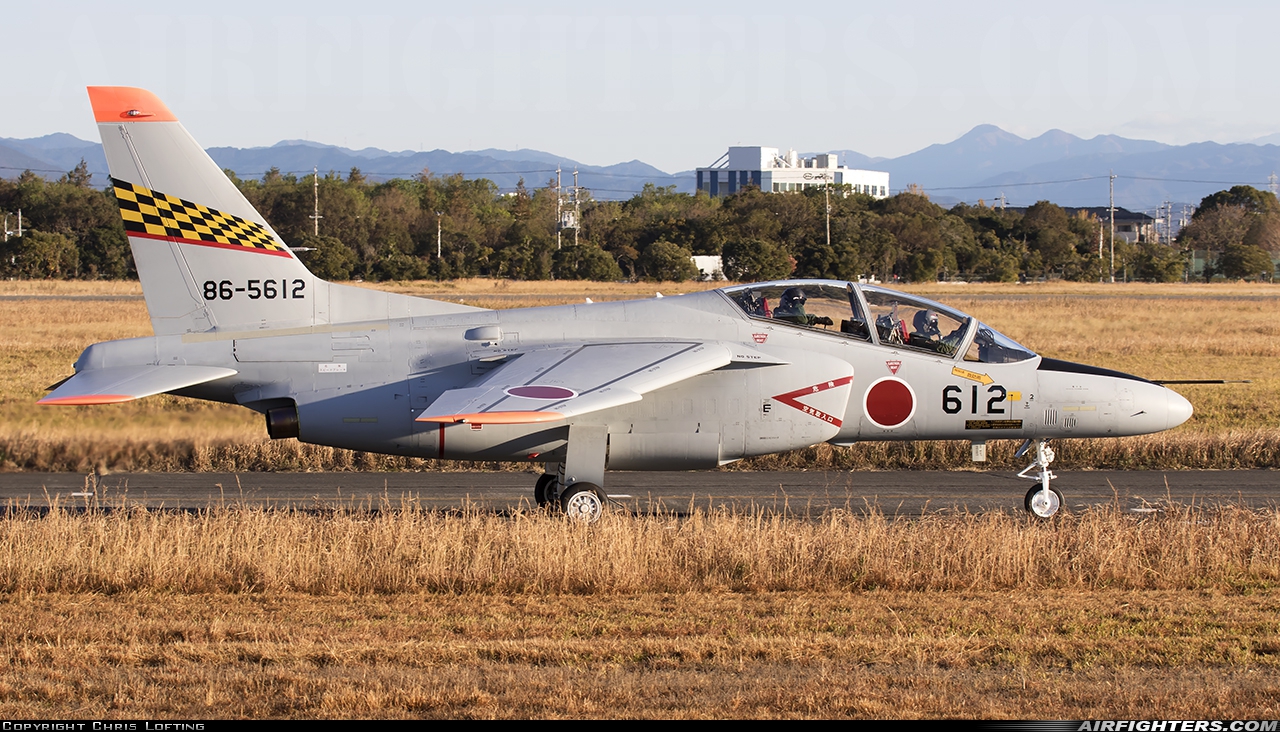 Japan - Air Force Kawasaki T-4 86-5612 at Hamamatsu (RJNH), Japan