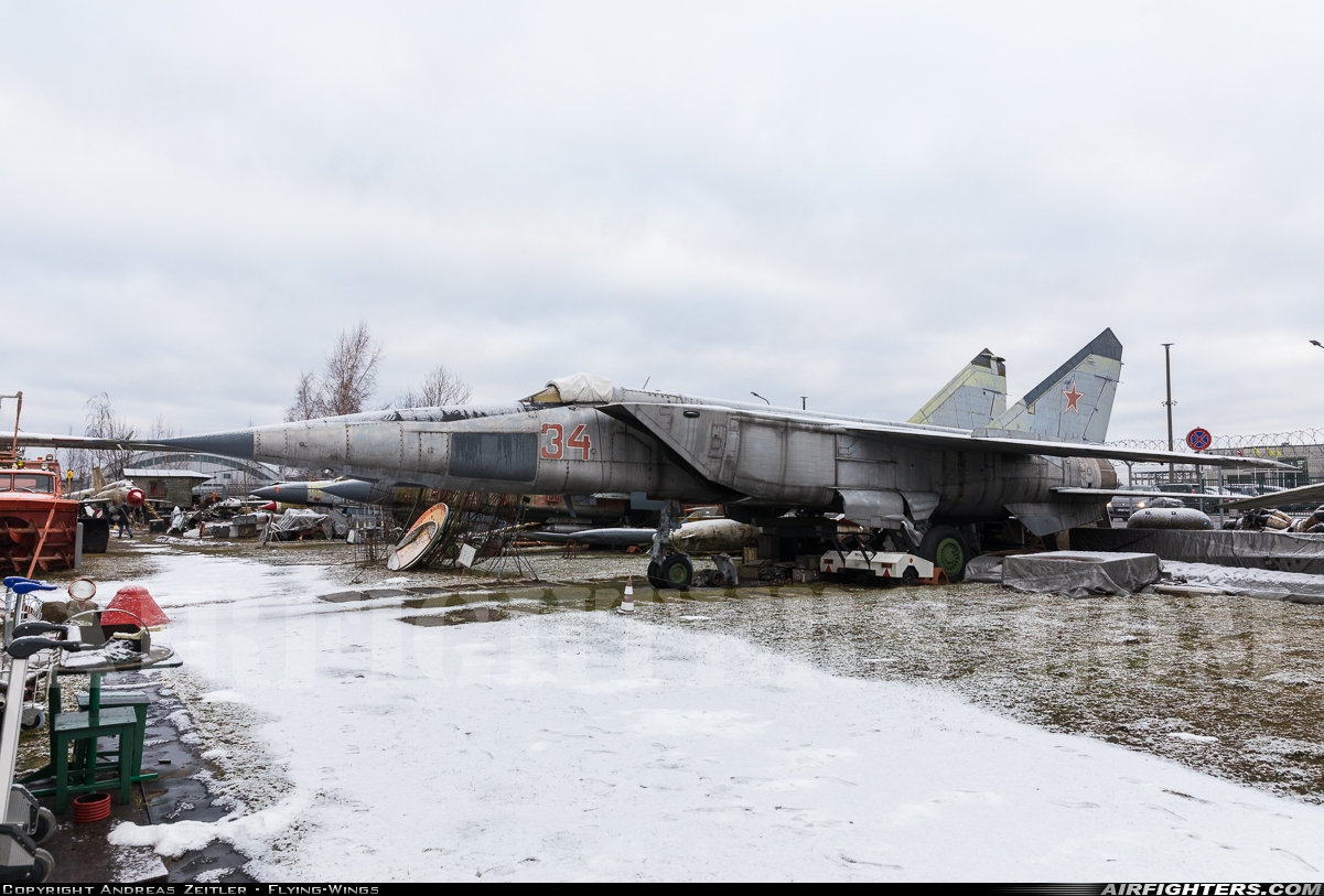 Russia - Air Force Mikoyan-Gurevich MiG-25RBS Foxbat D  at Riga - Int. (Skulte) (RIX / EVRA), Latvia