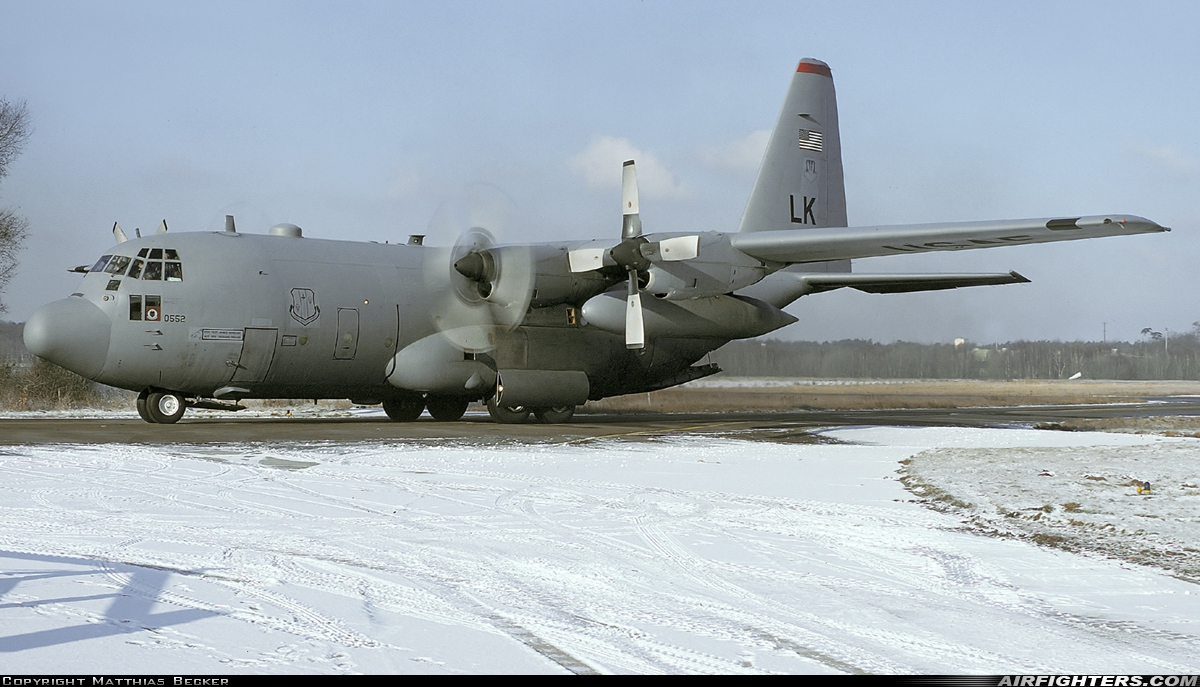 USA - Air Force Lockheed C-130H Hercules (L-382) 92-0552 at Ramstein (- Landstuhl) (RMS / ETAR), Germany