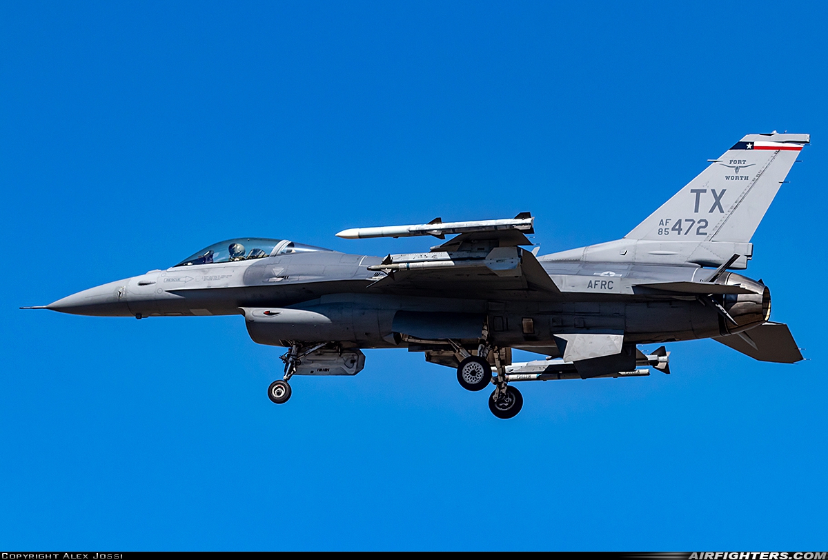 USA - Air Force General Dynamics F-16C Fighting Falcon 85-1472 at Portland - Int. (PDX / KPDX), USA