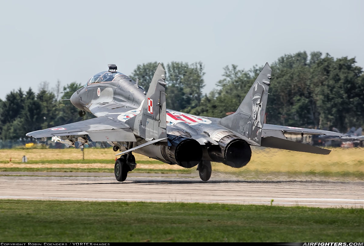 Poland - Air Force Mikoyan-Gurevich MiG-29UB (9.51) 15 at Malbork (EPMB), Poland