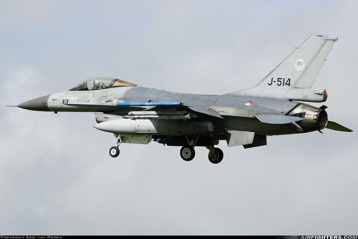 Netherlands - Air Force General Dynamics F-16AM Fighting Falcon J-514 at Leeuwarden (LWR / EHLW), Netherlands