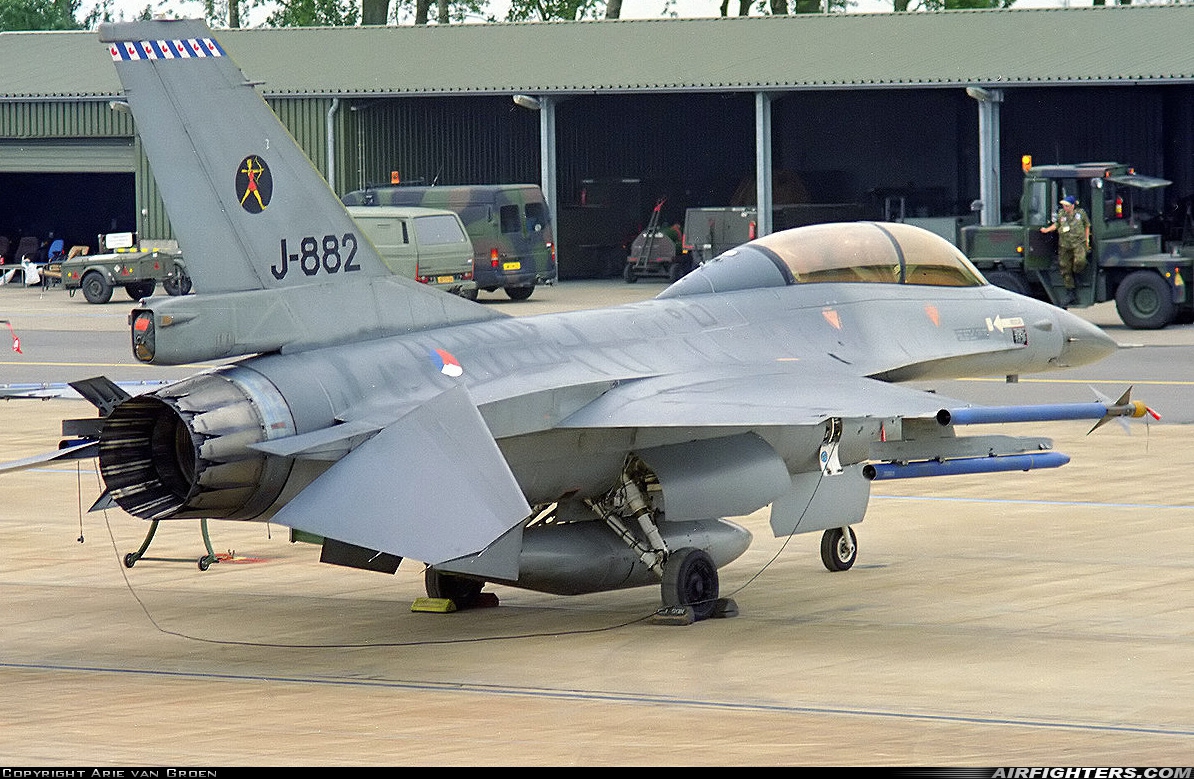 Netherlands - Air Force General Dynamics F-16B Fighting Falcon J-882 at Leeuwarden (LWR / EHLW), Netherlands