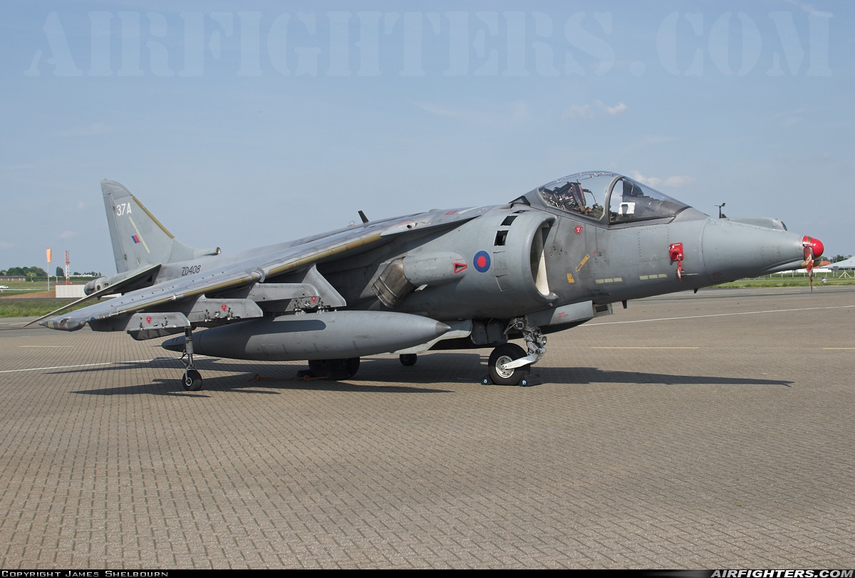 UK - Air Force British Aerospace Harrier GR.7A ZD408 at Northolt (NHT / EGWU), UK