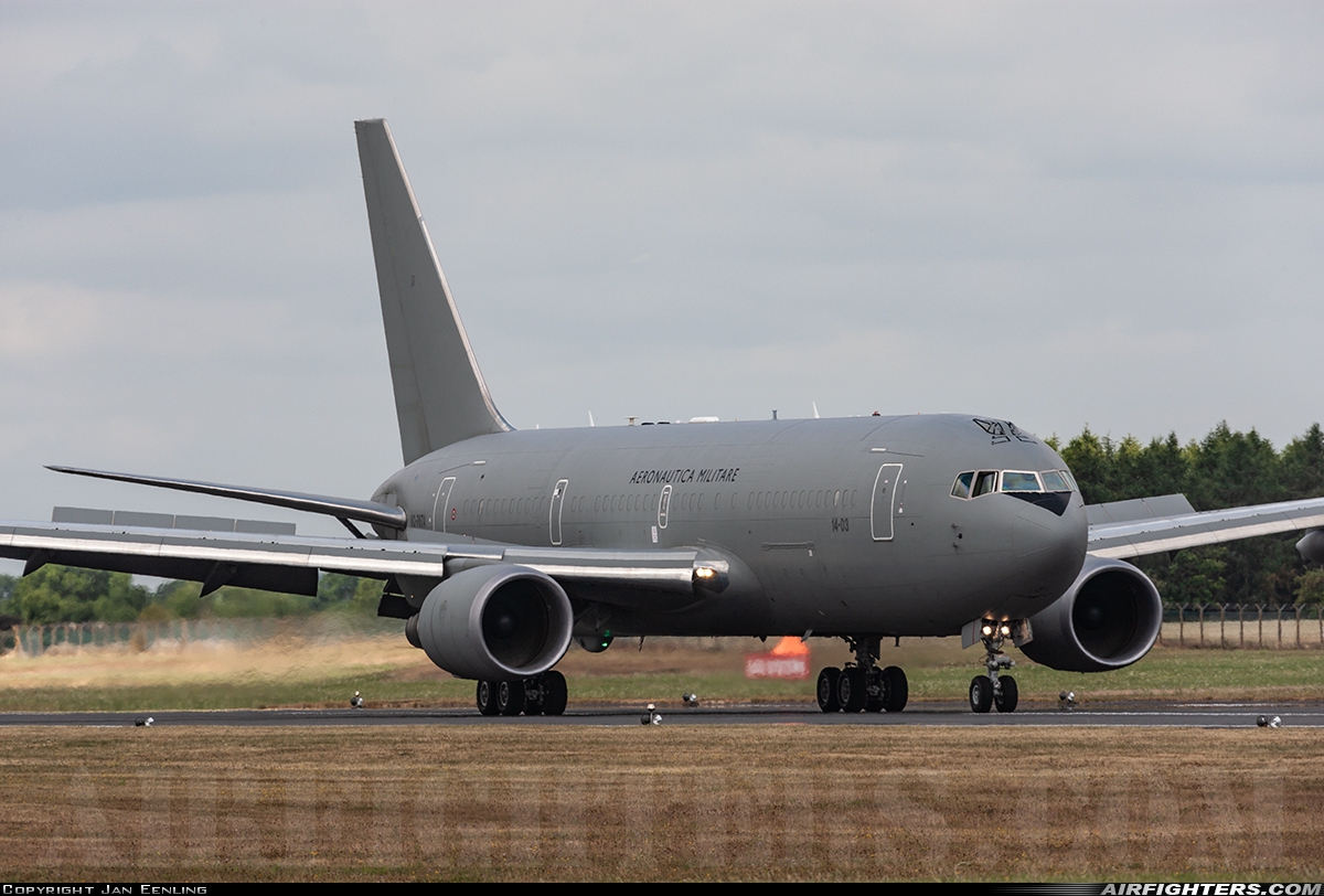 Italy - Air Force Boeing KC-767A (767-2EY/ER) MM62228 at Fairford (FFD / EGVA), UK