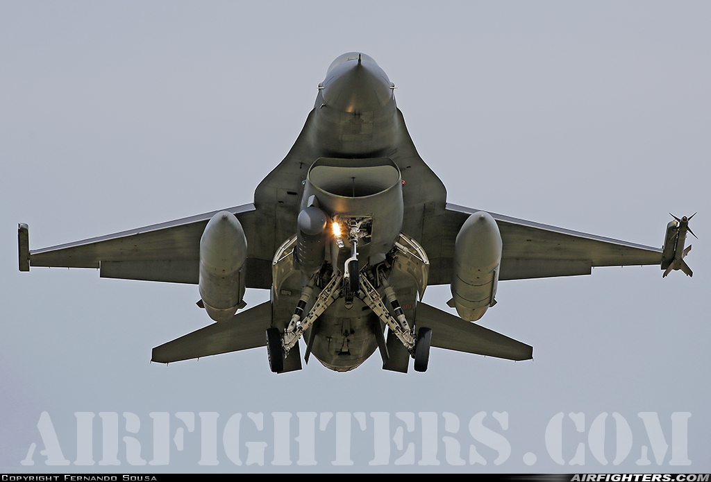 Portugal - Air Force General Dynamics F-16AM Fighting Falcon 15135 at Monte Real (BA5) (LPMR), Portugal