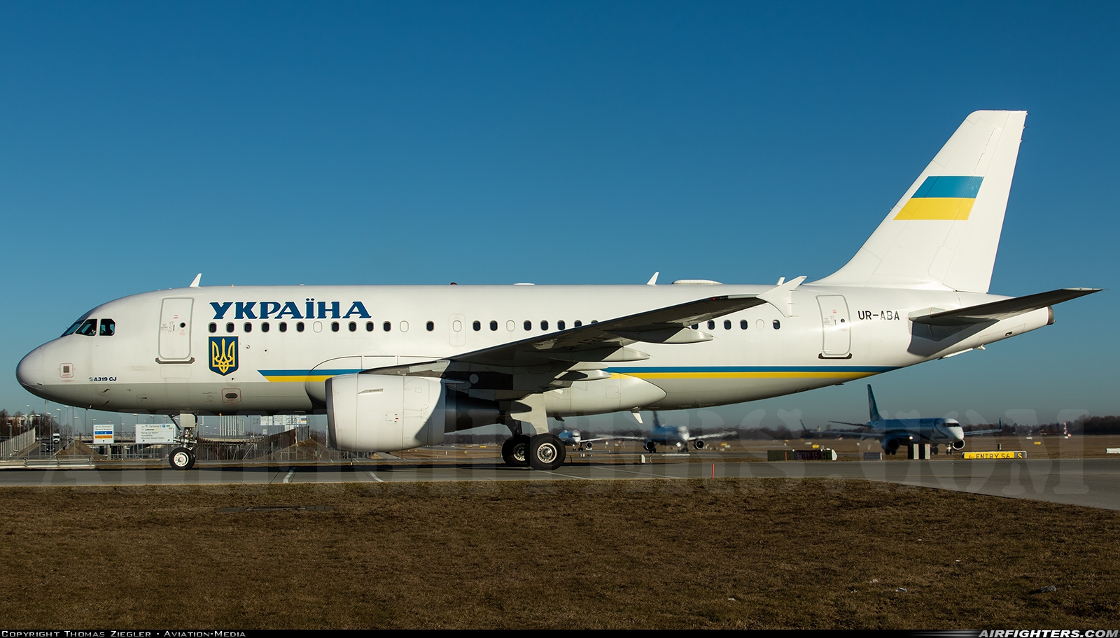 Ukraine - Government Airbus A319-115 CJ UR-ABA at Munich (- Franz Josef Strauss) (MUC / EDDM), Germany