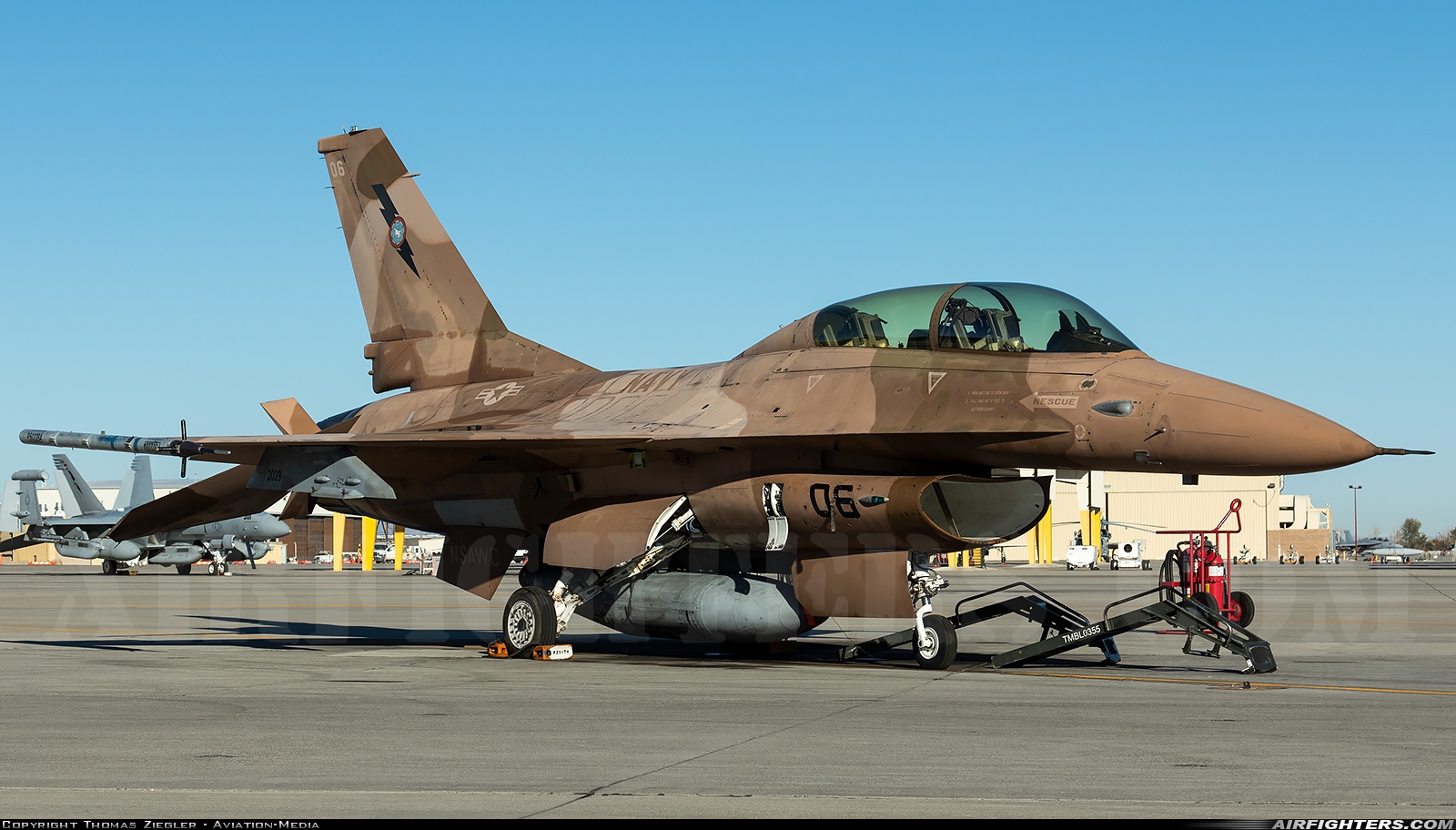 USA - Navy General Dynamics F-16B Fighting Falcon 920460 at Fallon - Fallon NAS (NFL / KNFL), USA