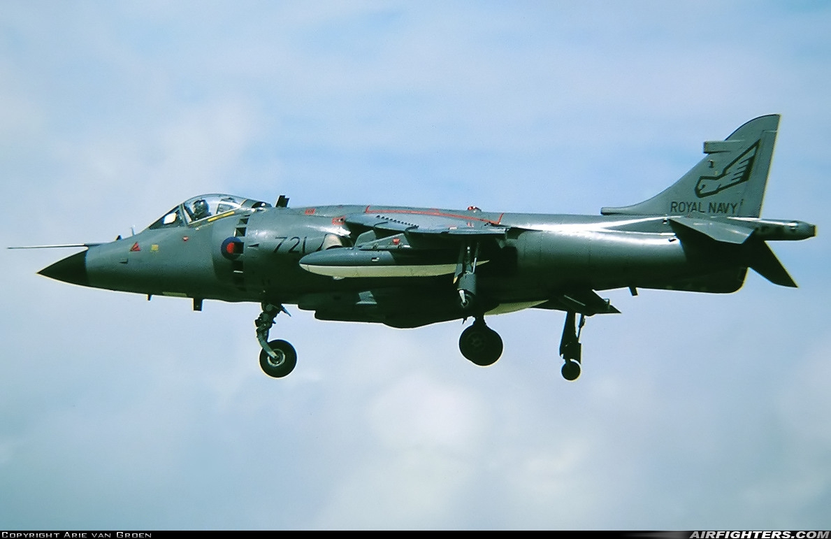 UK - Navy British Aerospace Sea Harrier FRS.1 ZD581 at Mildenhall (MHZ / GXH / EGUN), UK