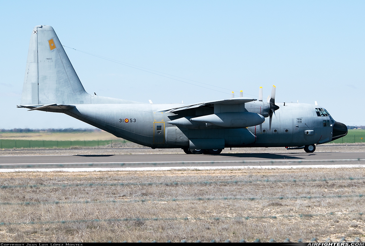 Spain - Air Force Lockheed KC-130H Hercules (L-382) TK.10-11 at Valladolid (- Villanubla) (VLL / LEVD), Spain