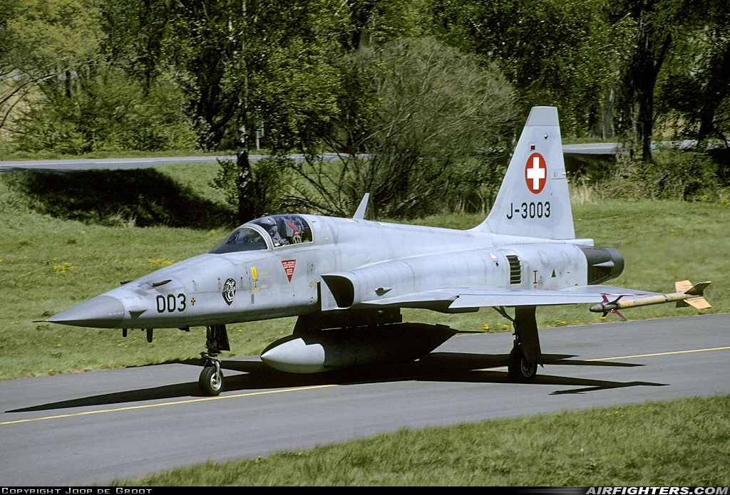 Switzerland - Air Force Northrop F-5E Tiger II J-3003 at Turtman (LSMJ), Switzerland