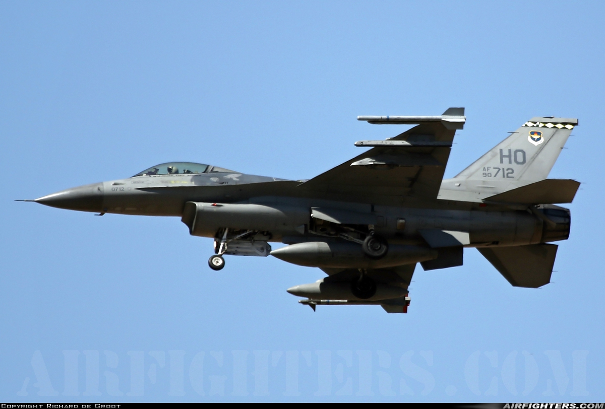 USA - Air Force General Dynamics F-16C Fighting Falcon 90-0712 at Glendale (Phoenix) - Luke AFB (LUF / KLUF), USA