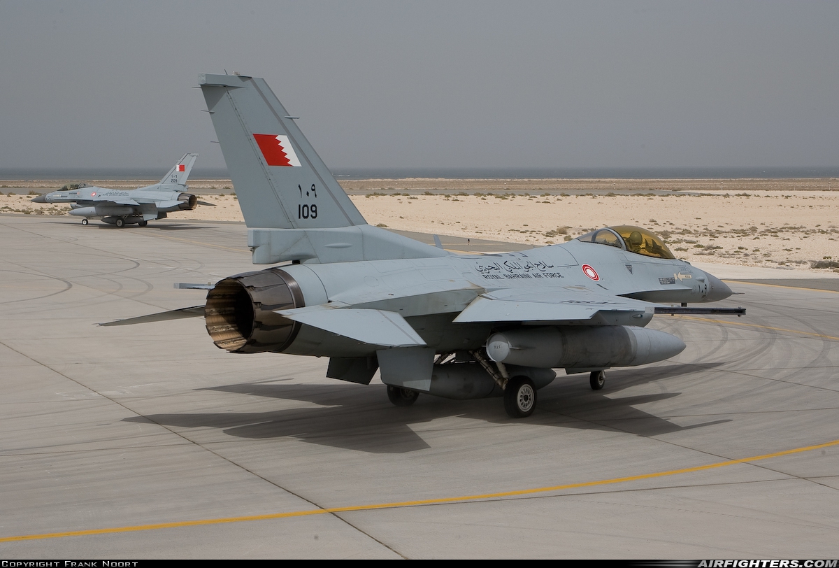 Bahrain - Air Force General Dynamics F-16C Fighting Falcon 109 at Shaikh Isa Airbase (OBBS), Bahrain