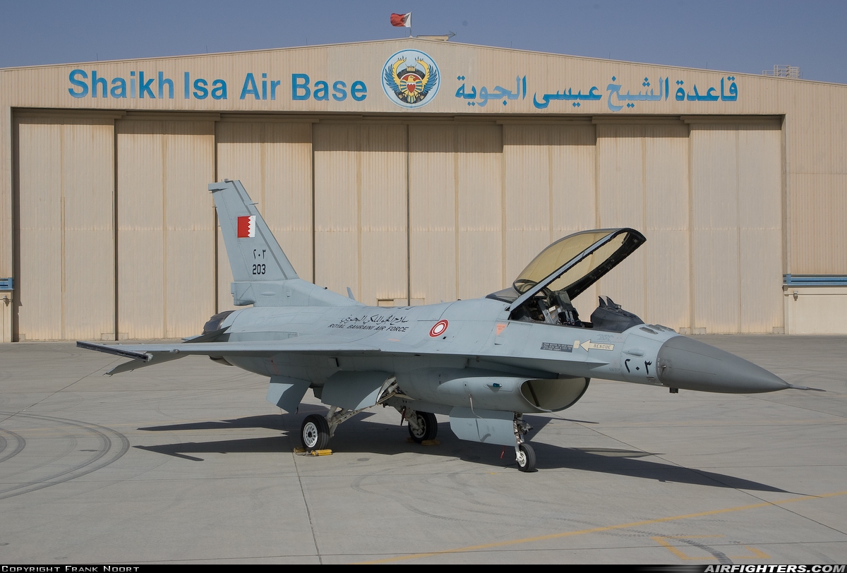Bahrain - Air Force General Dynamics F-16C Fighting Falcon 203 at Shaikh Isa Airbase (OBBS), Bahrain
