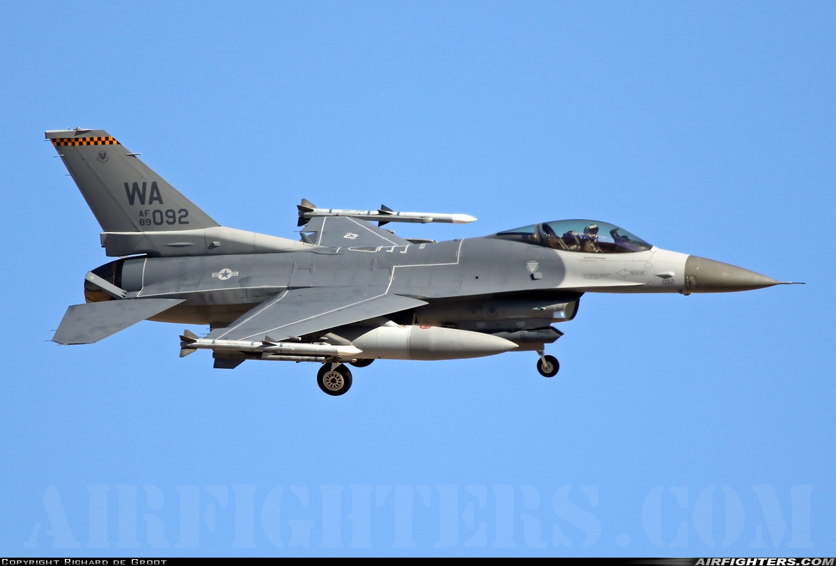 USA - Air Force General Dynamics F-16C Fighting Falcon 89-2092 at Las Vegas - Nellis AFB (LSV / KLSV), USA