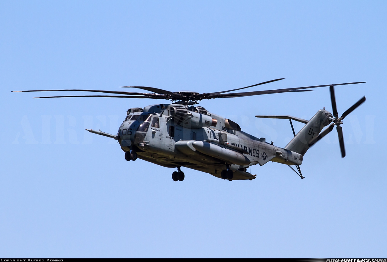 USA - Marines Sikorsky CH-53E Super Stallion (S-65E) 161543 at Beaufort - Merritt Field (KNBC), USA