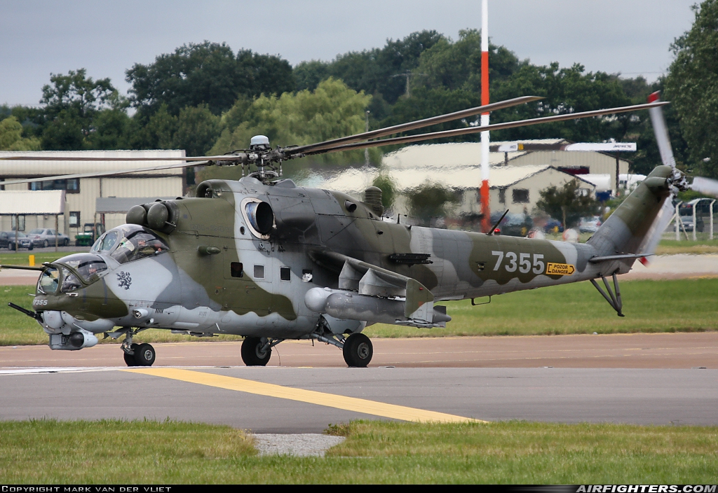 Czech Republic - Air Force Mil Mi-35 (Mi-24V) 7355 at Fairford (FFD / EGVA), UK