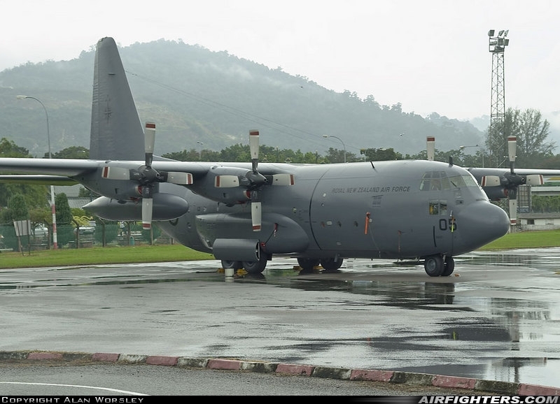 New Zealand - Air Force Lockheed C-130H Hercules (L-382) NZ7005 at Penang - Int. (Bayan Lepas) (PEN / WMKP), Malaysia