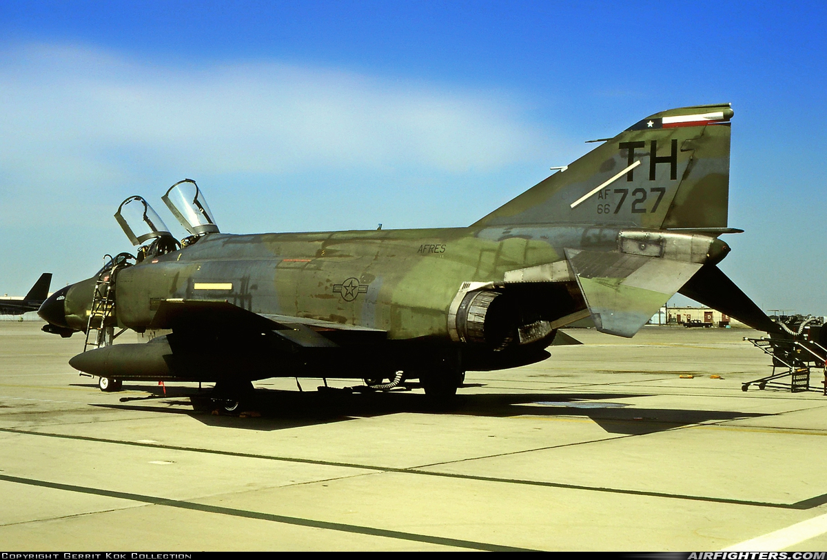 USA - Air Force McDonnell Douglas F-4D Phantom II 66-8727 at Fort Worth - NAS JRB / Carswell Field (AFB) (NFW / KFWH), USA
