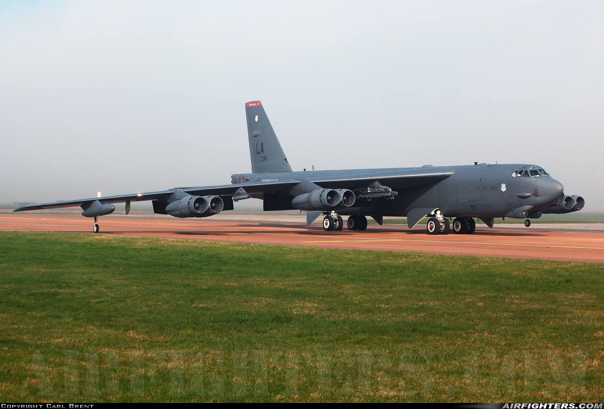 USA - Air Force Boeing B-52H Stratofortress 61-0015 at Fairford (FFD / EGVA), UK