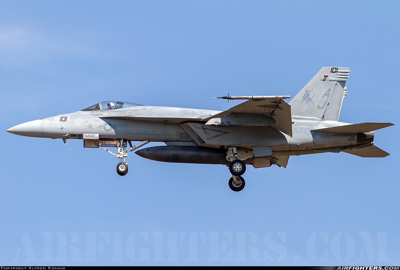 USA - Navy Boeing F/A-18E Super Hornet 165872 at Virginia Beach - Oceana NAS / Apollo Soucek Field (NTU / KNTU), USA