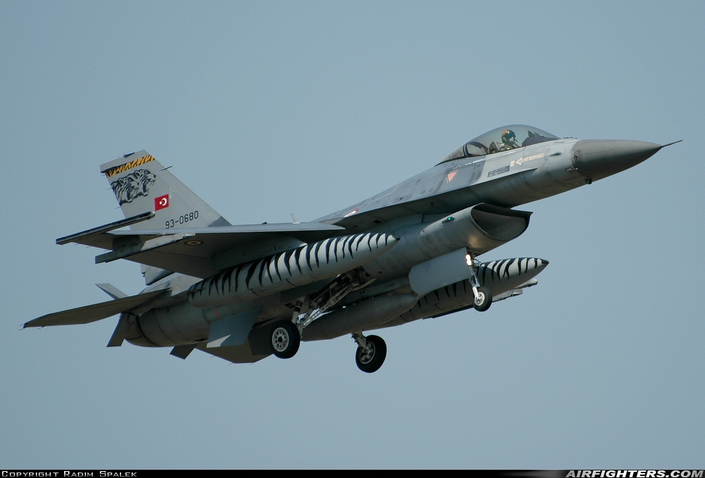 Türkiye - Air Force General Dynamics F-16C Fighting Falcon 93-0680 at Kecskemet (LHKE), Hungary