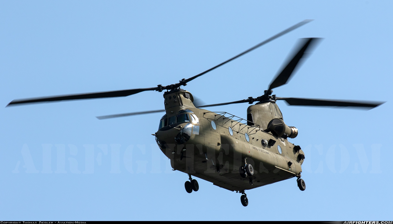 USA - Army Boeing Vertol CH-47F Chinook 16-08199 at London - Stansted (STN / EGSS), UK