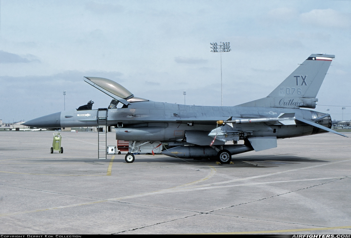 USA - Air Force General Dynamics F-16A Fighting Falcon 83-1076 at Fort Worth - NAS JRB / Carswell Field (AFB) (NFW / KFWH), USA