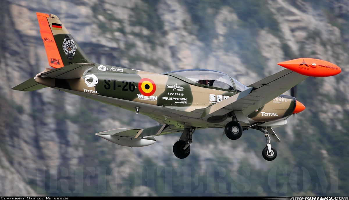 Private - Great War Flying Museum SIAI-Marchetti SF-260MB D-EDUR at Mollis (LSMF), Switzerland