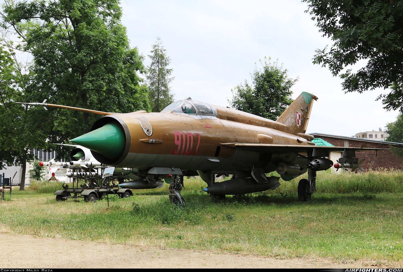 Poland - Air Force Mikoyan-Gurevich MiG-21MF 9107 at Krakow-Rakowice - Czyzyny (EPKC), Poland