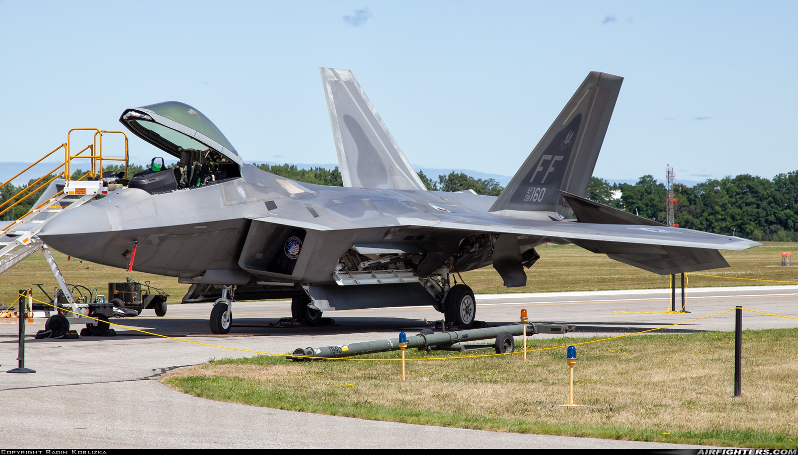 USA - Air Force Lockheed Martin F-22A Raptor 08-4160 at Rochester - Greater Rochester Int. (Monroe County) (ROC / KROC), USA
