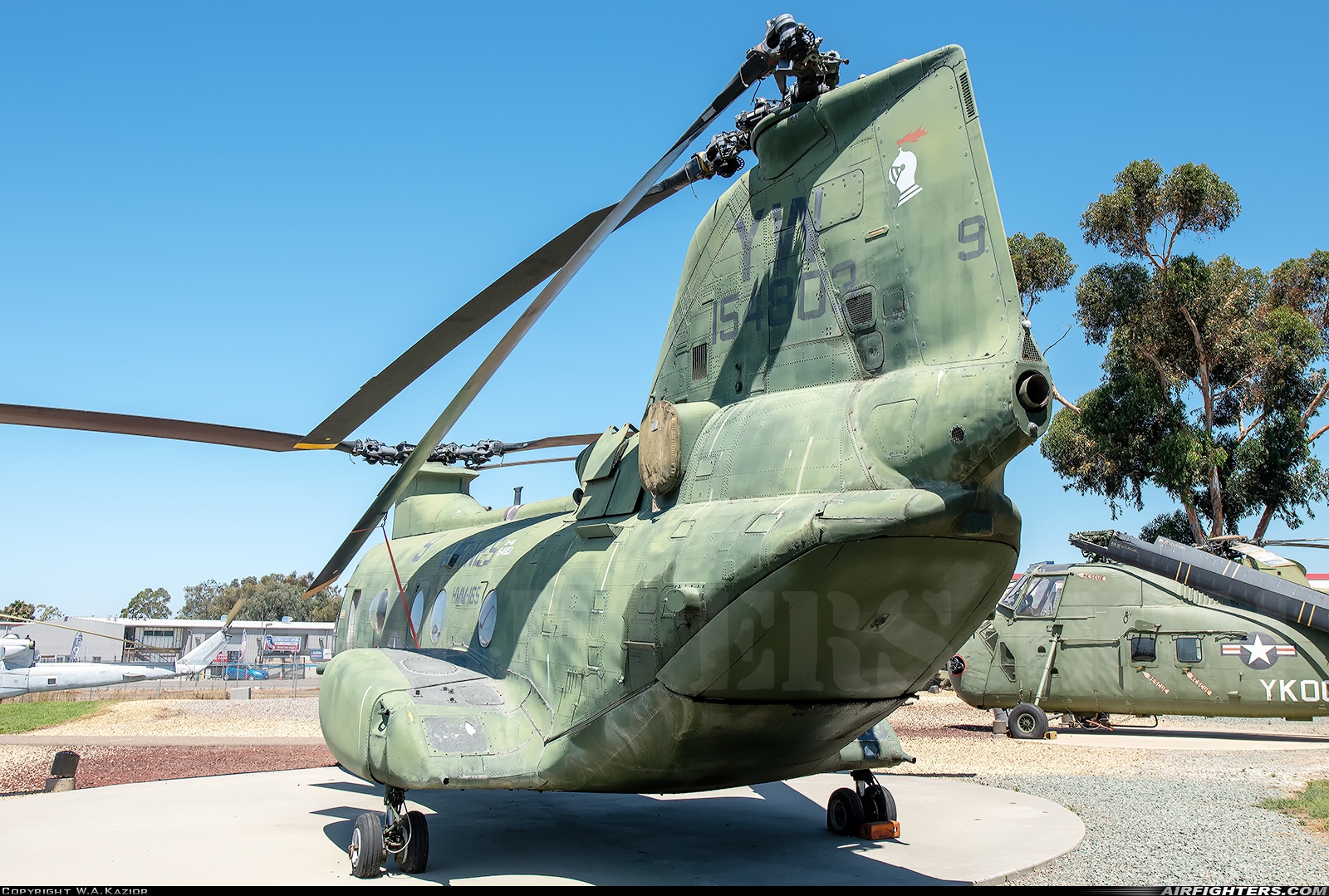 USA - Marines Boeing Vertol CH-46E Sea Knight (107-II) 154803 at San Diego - Miramar MCAS (NAS) / Mitscher Field (NKX / KNKX), USA