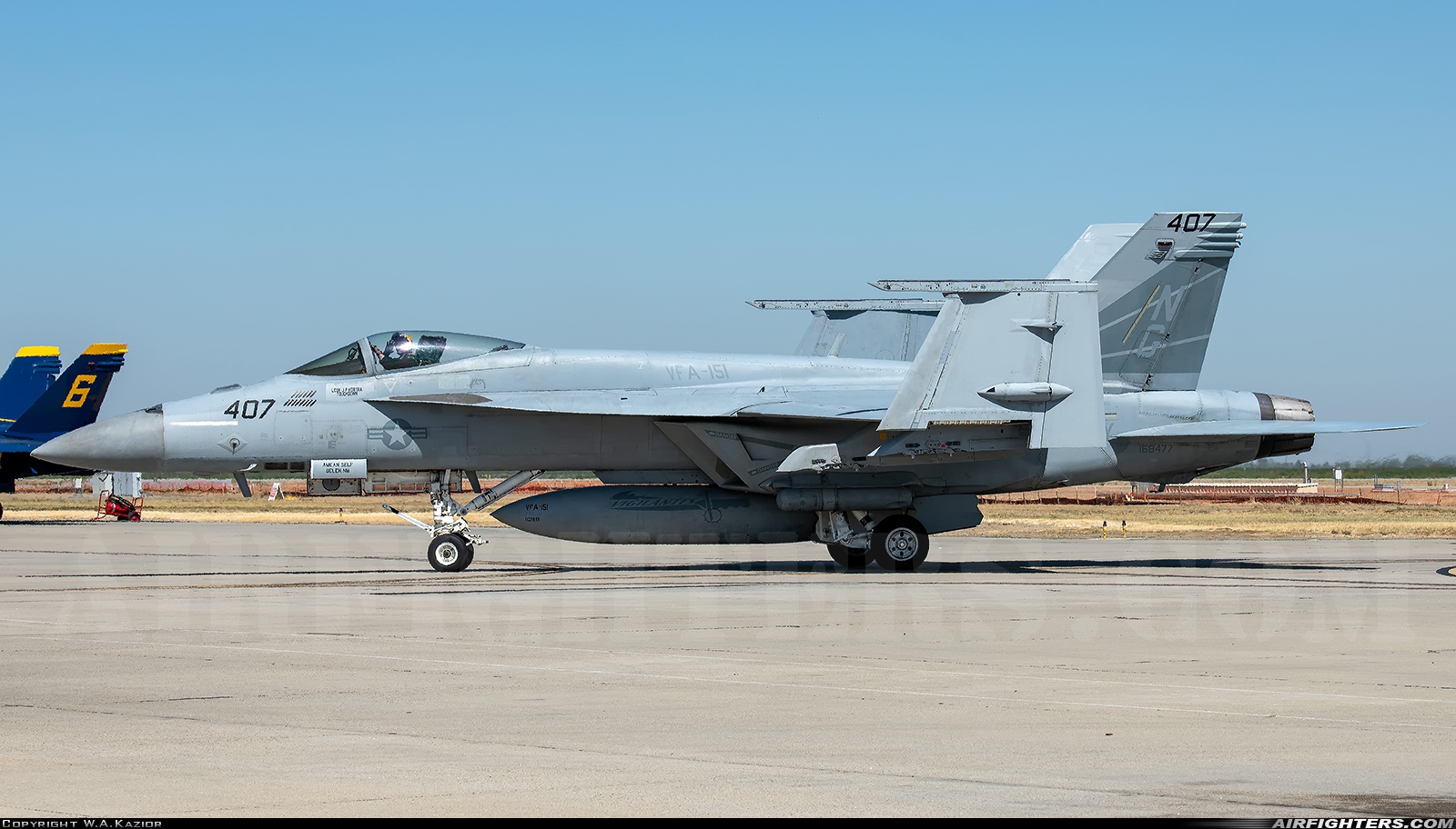 USA - Navy Boeing F/A-18E Super Hornet 168477 at Lemoore - NAS / Reeves Field (NLC), USA