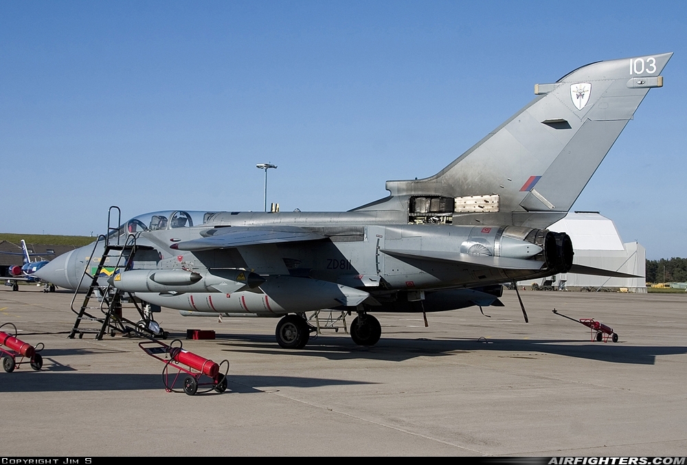 UK - Air Force Panavia Tornado GR4 ZD811 at Kinloss (FSS / EGQK), UK