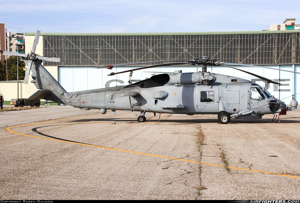 Spain - Navy Sikorsky SH-60B Seahawk (S-70B-1) HS.23-10 at Madrid - Cuatro Vientos (LECU / LEVS), Spain