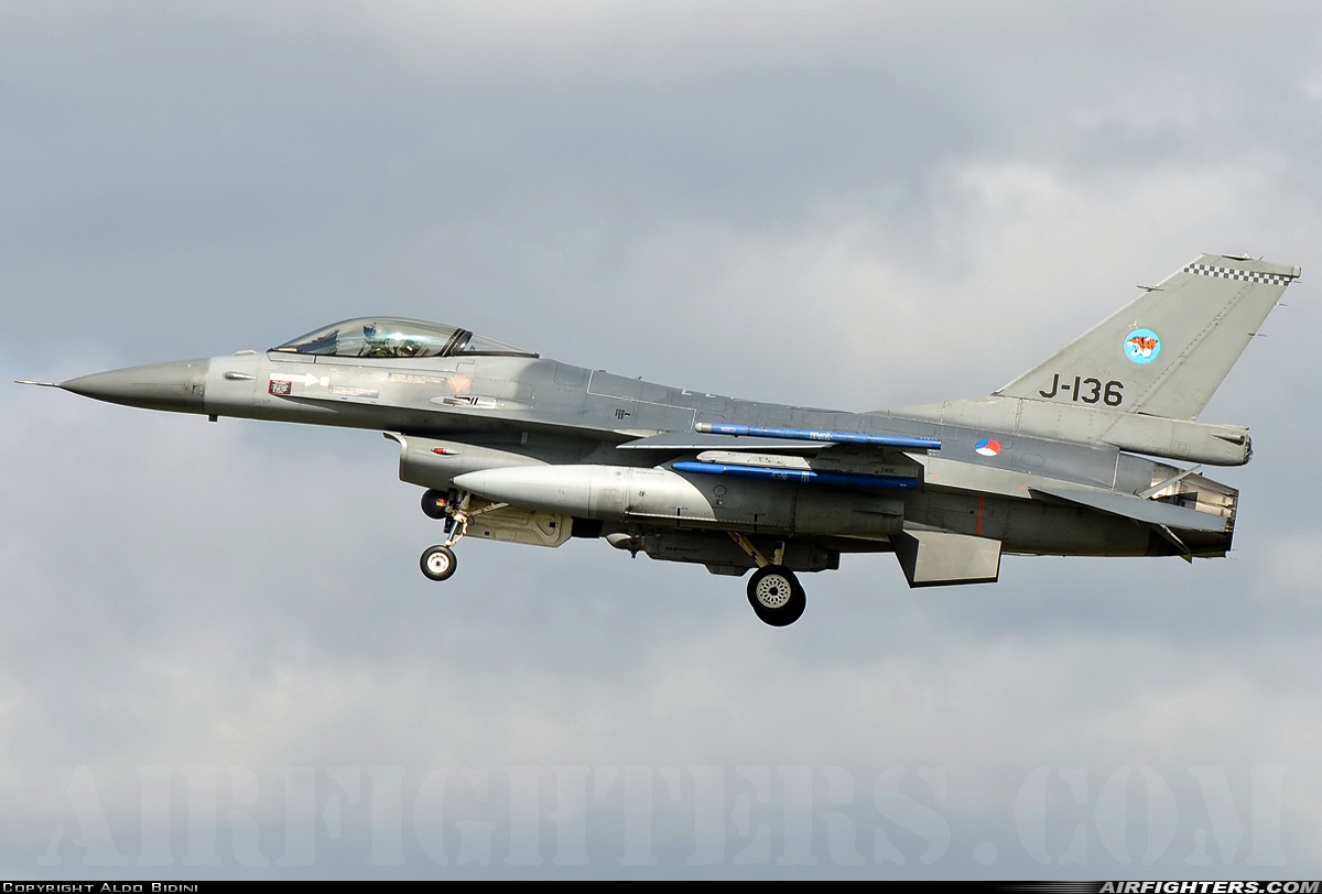 Netherlands - Air Force General Dynamics F-16AM Fighting Falcon J-136 at Orland (OLA / ENOL), Norway