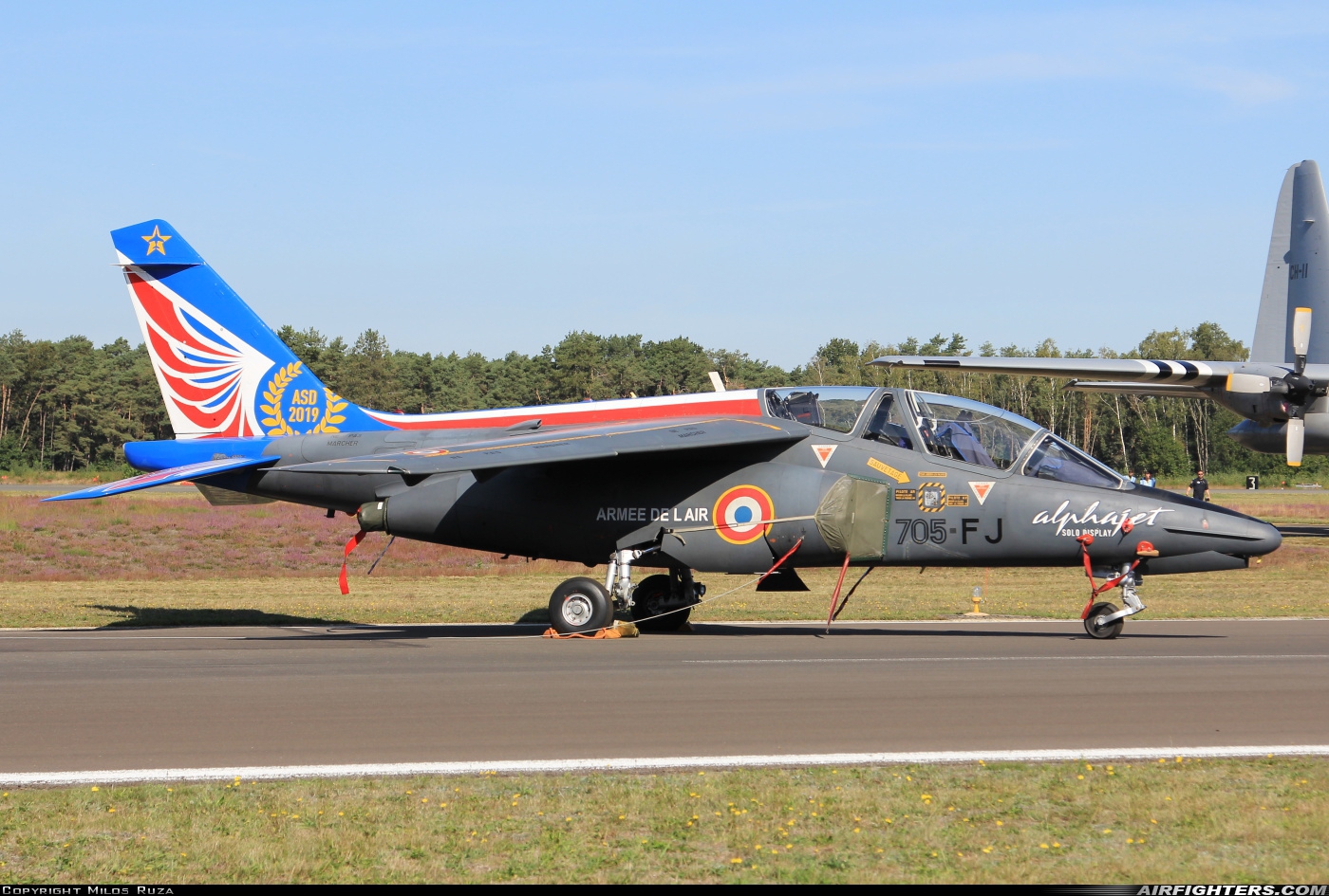 France - Air Force Dassault/Dornier Alpha Jet E E33 at Kleine Brogel (EBBL), Belgium