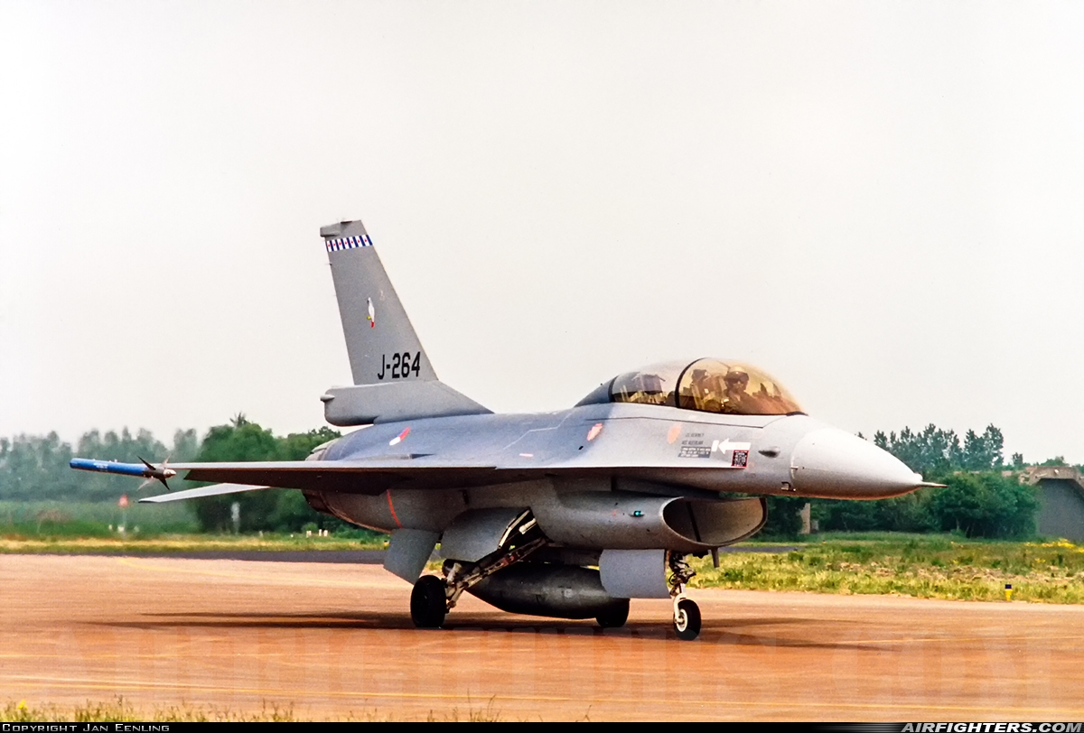 Netherlands - Air Force General Dynamics F-16B Fighting Falcon J-264 at Leeuwarden (LWR / EHLW), Netherlands