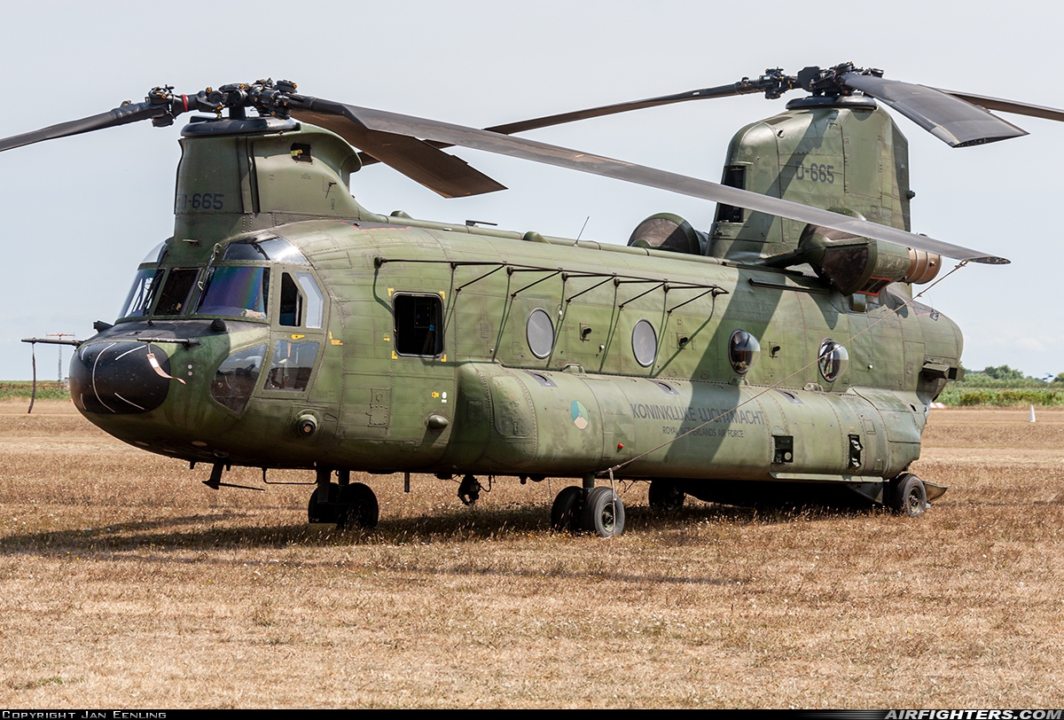 Netherlands - Air Force Boeing Vertol CH-47D Chinook D-665 at Texel (EHTX), Netherlands