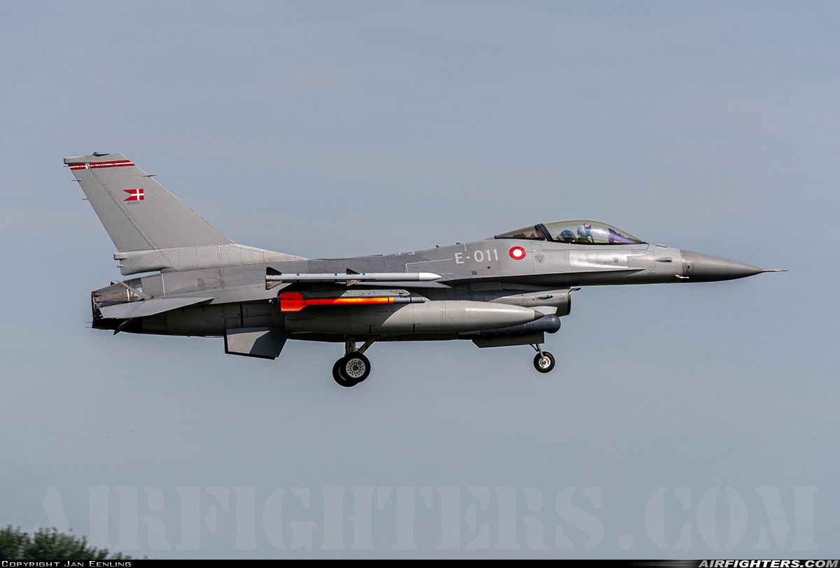 Denmark - Air Force General Dynamics F-16AM Fighting Falcon E-011 at Leeuwarden (LWR / EHLW), Netherlands