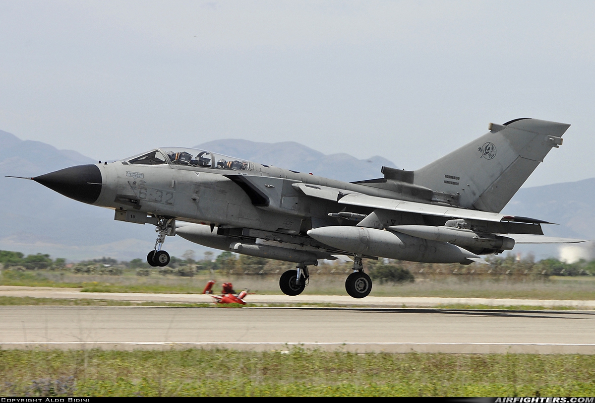 Italy - Air Force Panavia Tornado IDS MM7015 at Decimomannu - (DCI / LIED), Italy