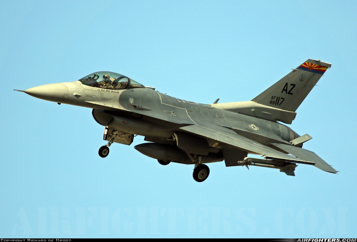 USA - Air Force General Dynamics F-16C Fighting Falcon 89-2117 at Tucson - Int. (TUS / KTUS), USA