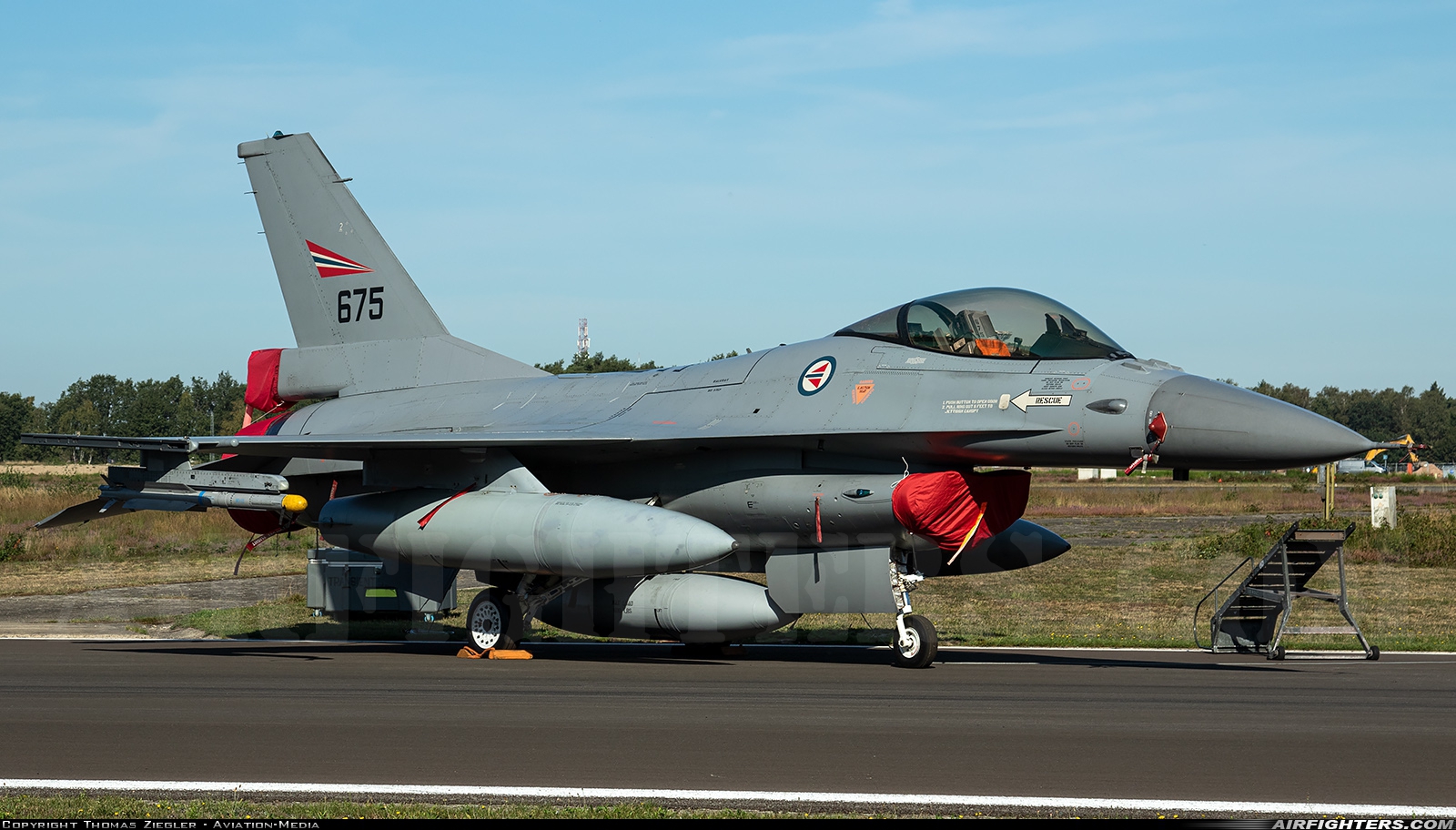 Norway - Air Force General Dynamics F-16AM Fighting Falcon 675 at Kleine Brogel (EBBL), Belgium