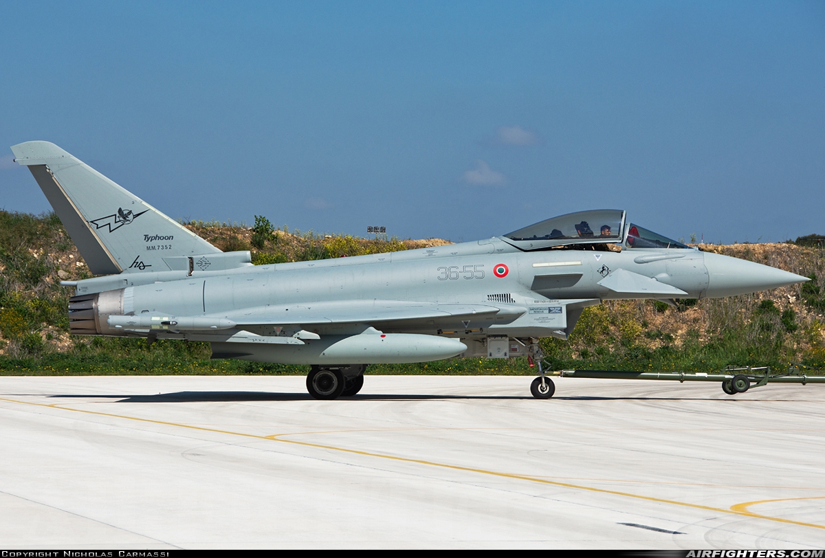 Italy - Air Force Eurofighter F-2000A Typhoon (EF-2000S) MM7352 at Gioia del Colle-Bari (LIBV), Italy